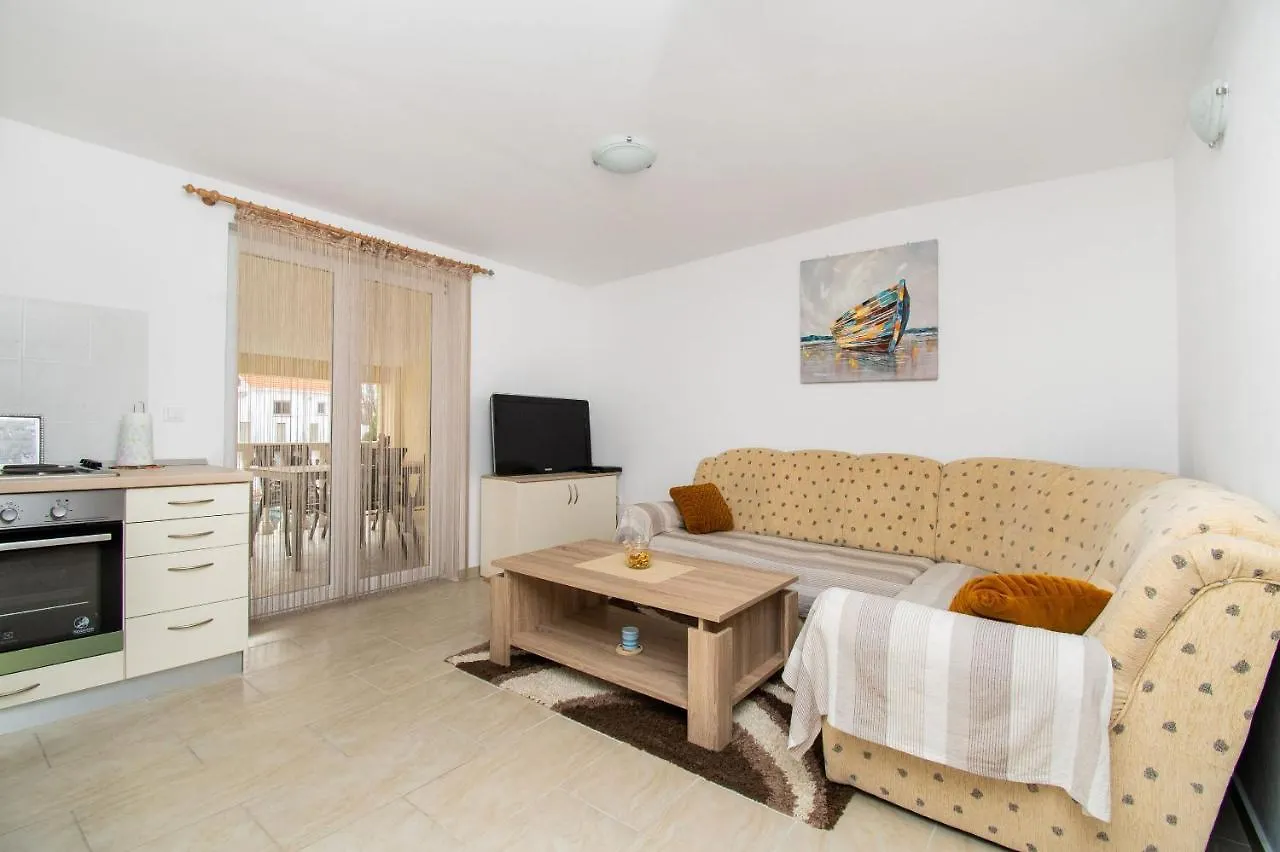 Apartment Tommy Privlaka   Privlaka (Zadar)