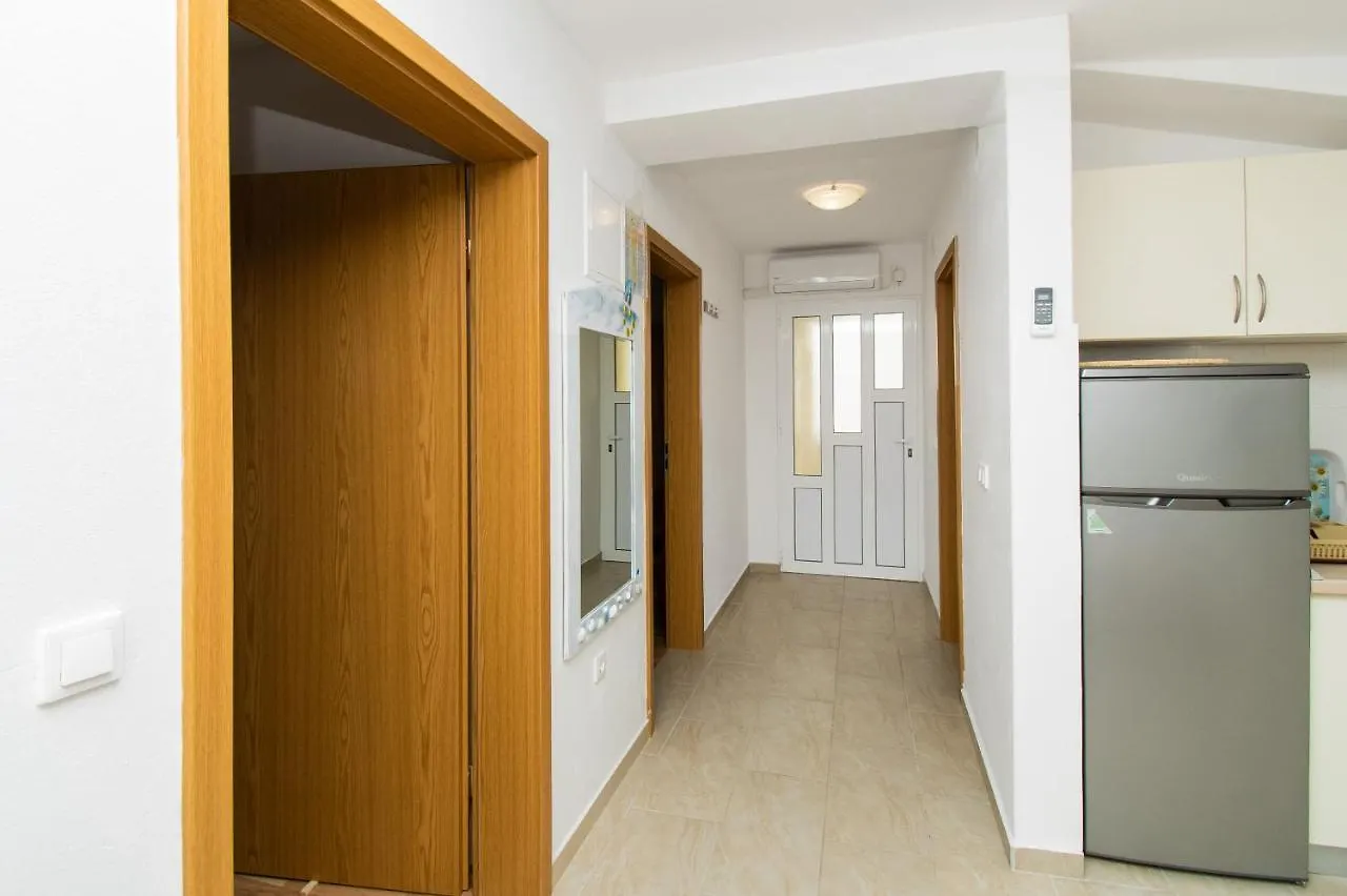 Apartment Tommy Privlaka