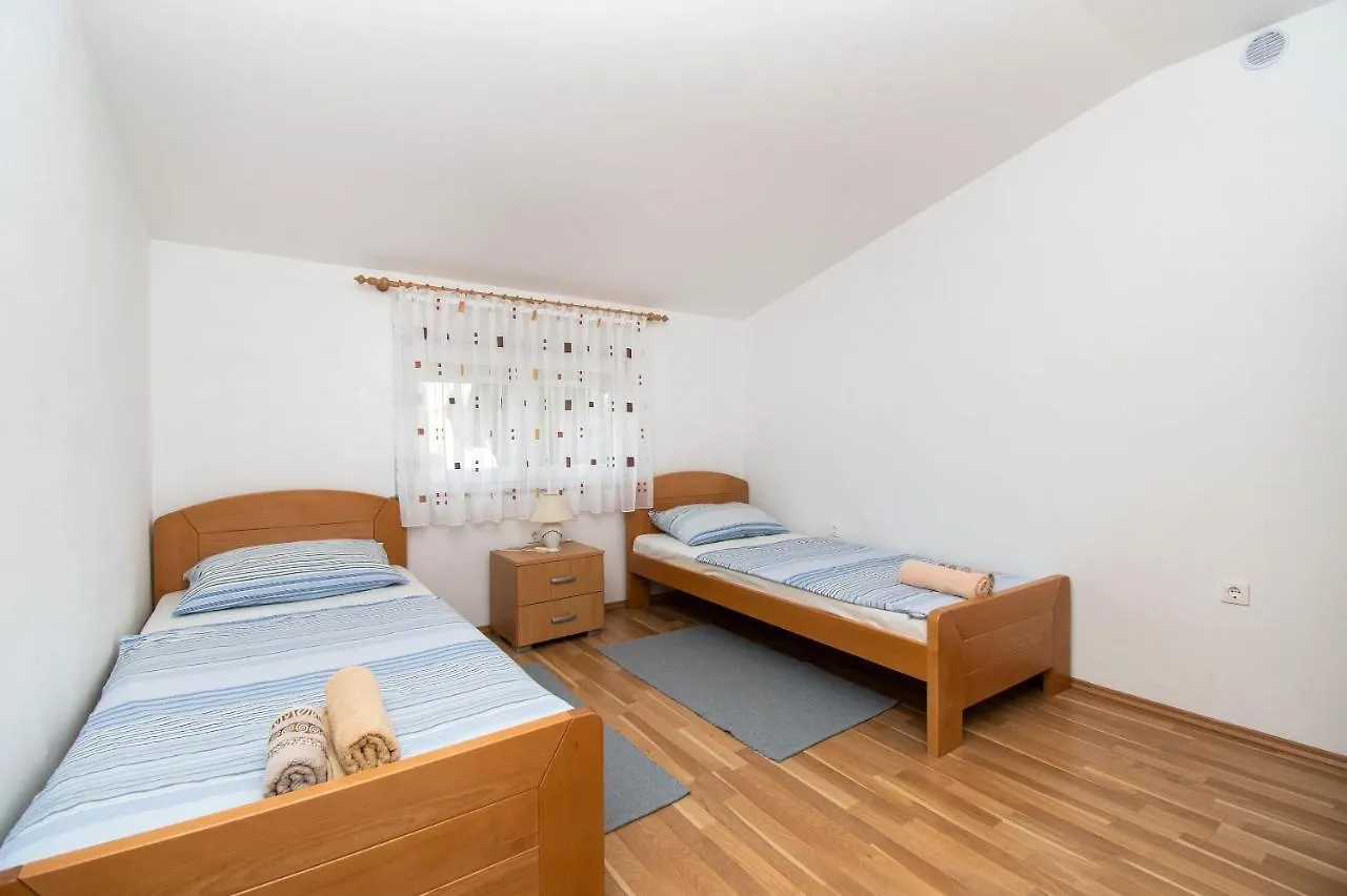פריבלאקה Apartment Tommy